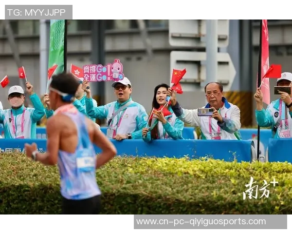 深港跨境马拉松从人工点到无感通，深圳边检民警见证湾区交融